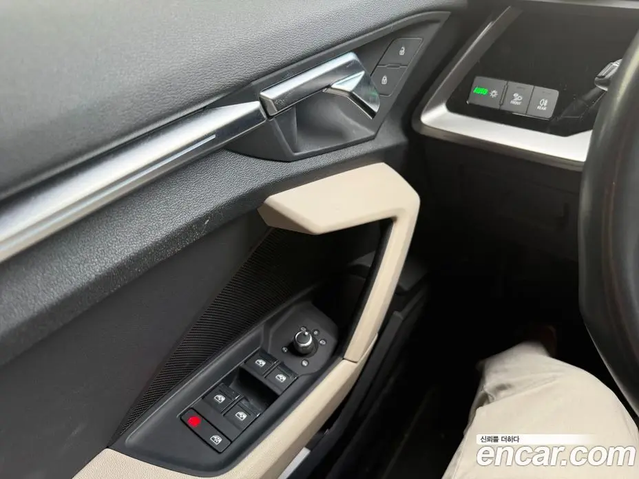 Audi A3 2023 2.0 автомат (гидро), фото 12