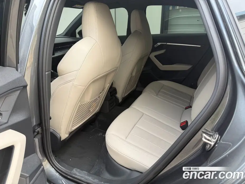 Audi A3 2023 2.0 автомат (гидро), фото 9