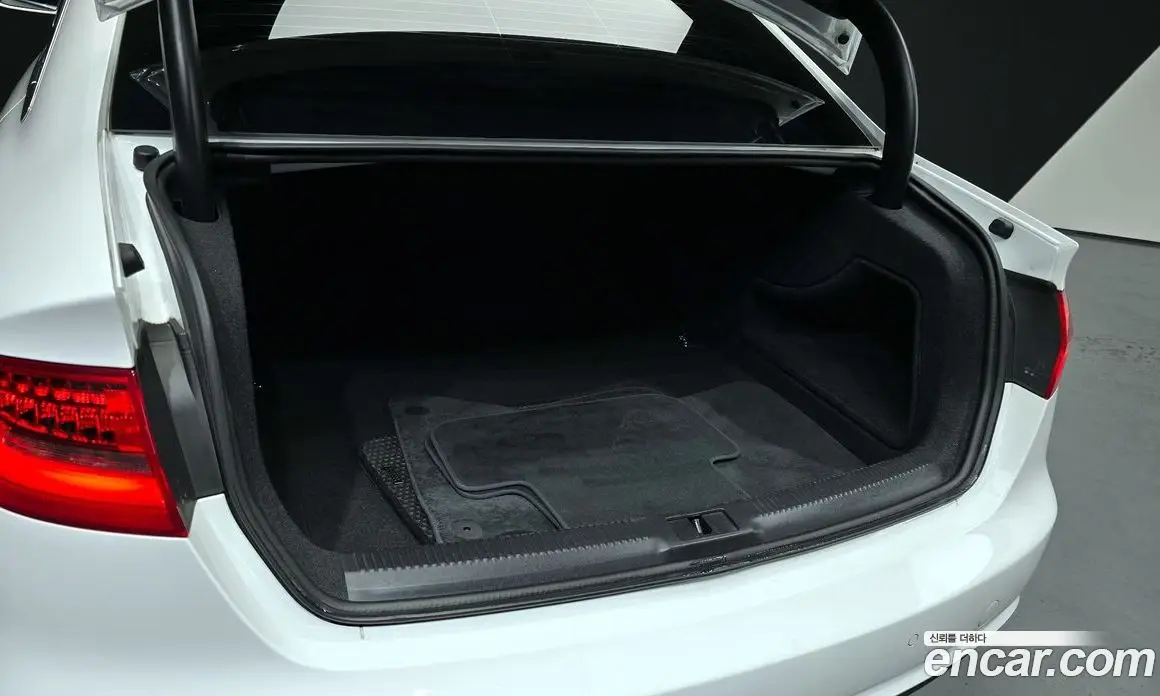 Audi A4 2015 2.0 автомат (гидро), фото 20 Audi A4 2015 2.0 автомат (гидро), фото 20