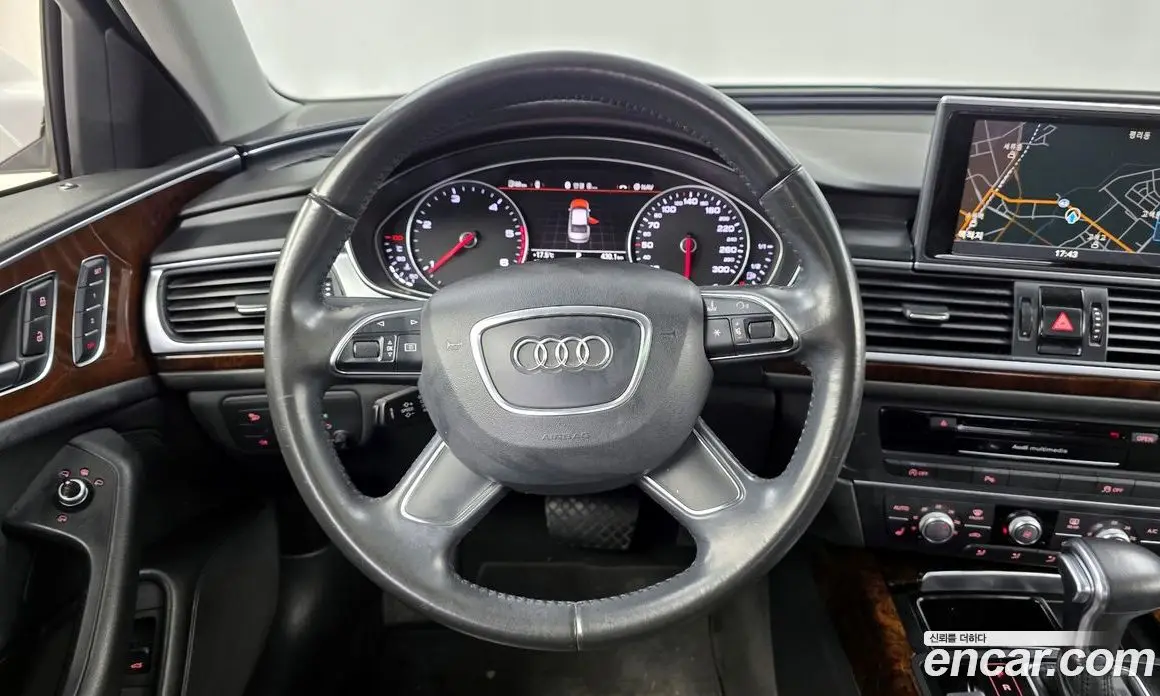 Audi A6 2015 2.0 автомат (гидро), фото 13