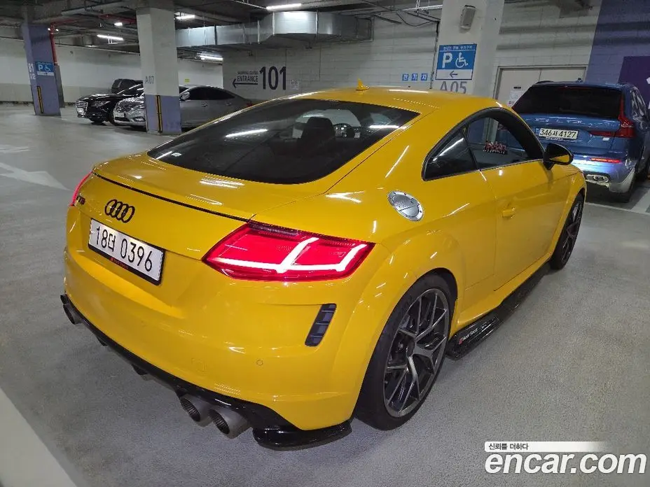 Audi TTS 2016 2.0 автомат (гидро), фото 4 Audi TTS 2016 2.0 автомат (гидро), фото 4