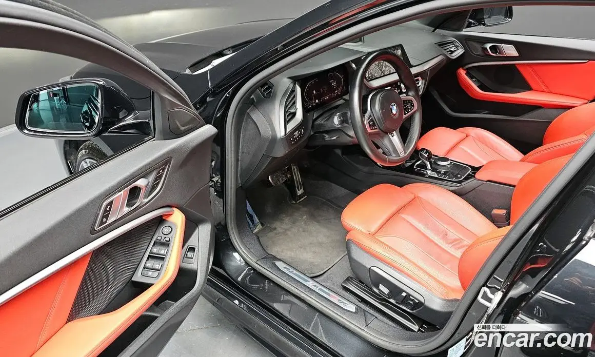 BMW 1 серия 2022 2.0 автомат (гидро), фото 12 BMW 1 серия 2022 2.0 автомат (гидро), фото 12