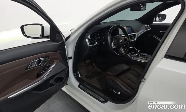 BMW 3 серия 2019 2.0 автомат (гидро), миниатюра 10 BMW 3 серия 2019 2.0 автомат (гидро), миниатюра 10