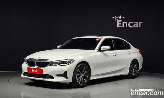 BMW 3 серия, 2021, 80 418 км