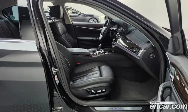 BMW 5 серия 2023 2.0 автомат (гидро), миниатюра 11