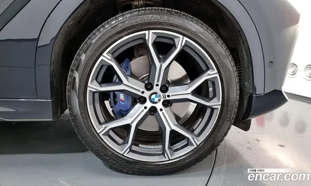 BMW X6 2021 3.0 автомат (гидро), миниатюра 5