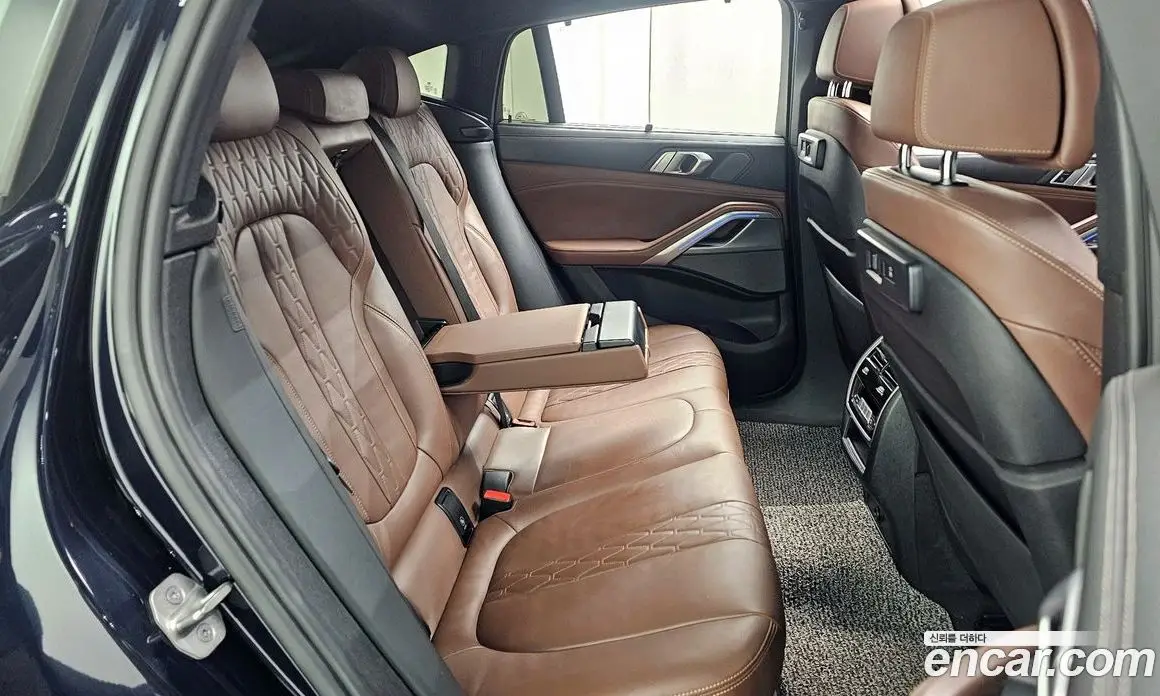 BMW X6 2023 3.0 автомат (гидро), фото 12