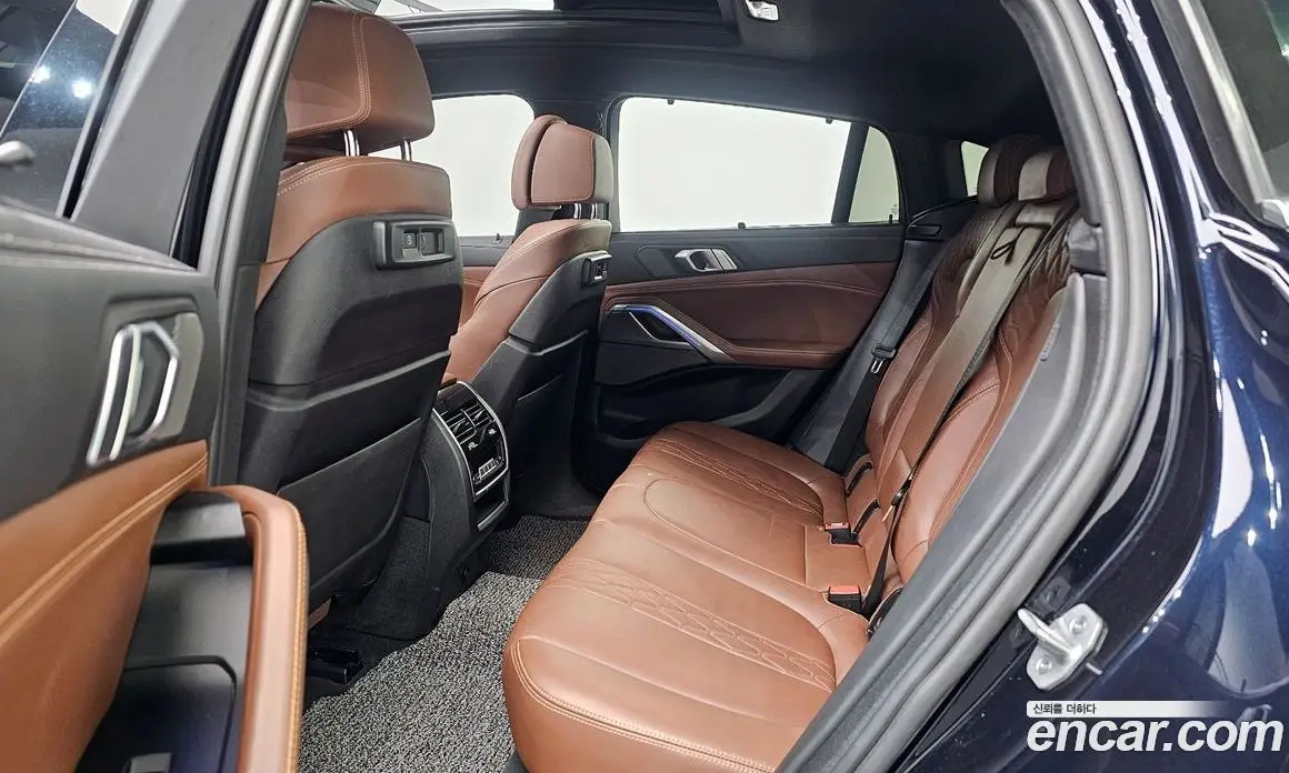 BMW X6 2023 3.0 автомат (гидро), фото 13
