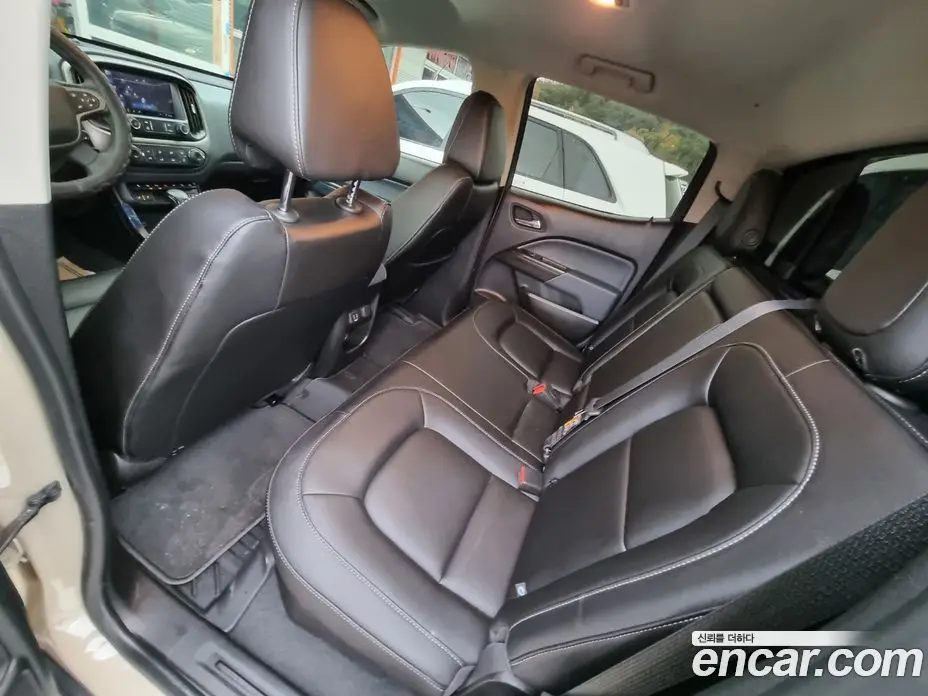 Chevrolet Colorado 2022 3.6 автомат (гидро), фото 10