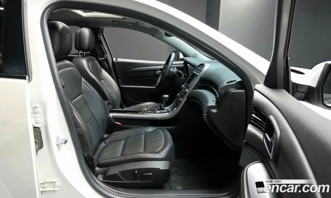 Chevrolet Malibu 2015 2.0 автомат (гидро), фото 12 Chevrolet Malibu 2015 2.0 автомат (гидро), фото 12