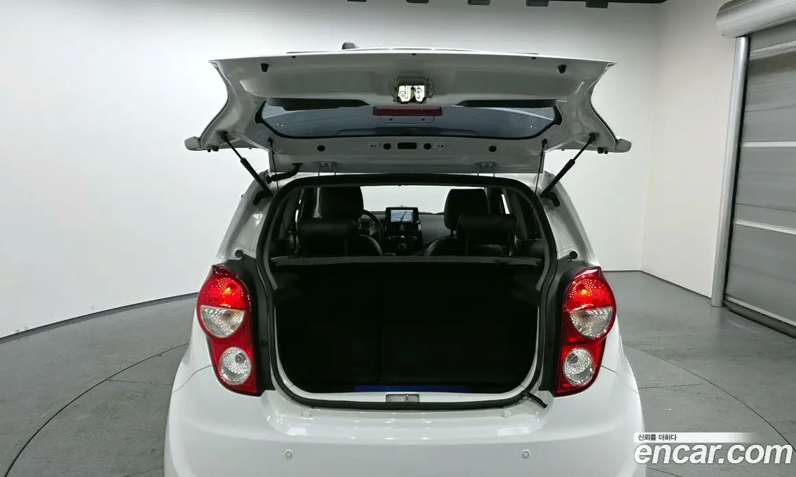 Chevrolet Spark 2013 1.0 автомат (гидро), фото 20