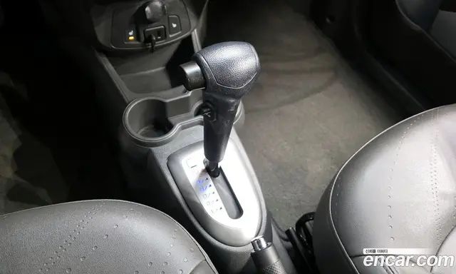 Chevrolet Spark 2013 1.0 автомат (гидро), миниатюра 9
