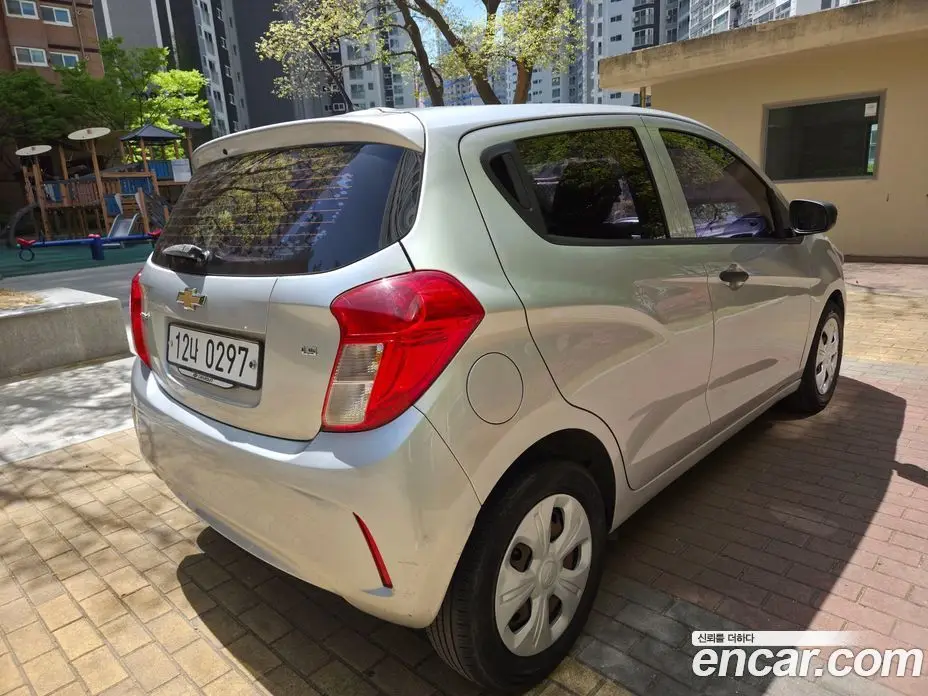 Chevrolet Spark 2016 1.0 механика, фото 4 Chevrolet Spark 2016 1.0 механика, фото 4