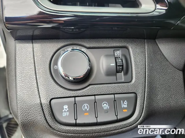 Chevrolet Spark 2019 1.0 автомат (гидро), миниатюра 12
