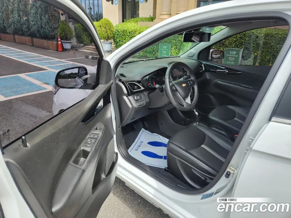 Chevrolet Spark 2019 1.0 автомат (гидро), фото 10 Chevrolet Spark 2019 1.0 автомат (гидро), фото 10