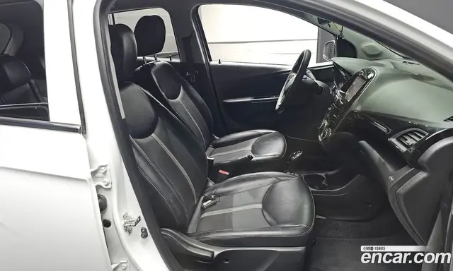 Chevrolet Spark 2021 1.0 автомат (гидро), миниатюра 10