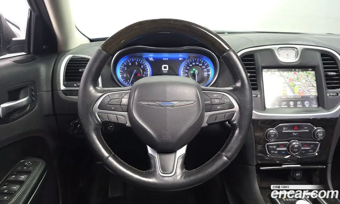 Chrysler 300C 2016 3.6 автомат (гидро), фото 13 Chrysler 300C 2016 3.6 автомат (гидро), фото 13