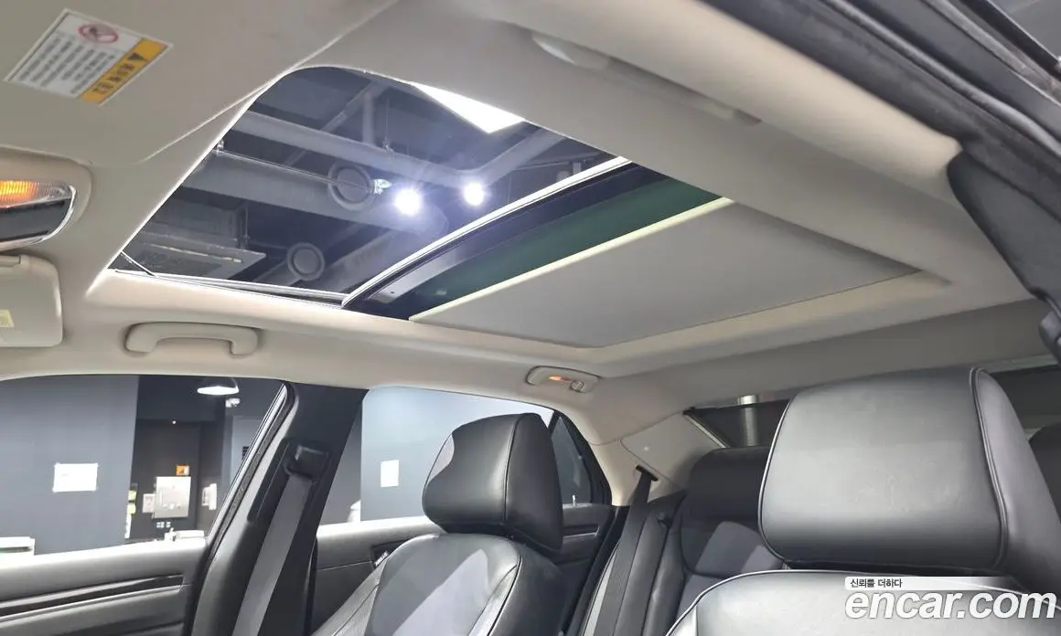 Chrysler 300C 2016 3.6 автомат (гидро), фото 17 Chrysler 300C 2016 3.6 автомат (гидро), фото 17