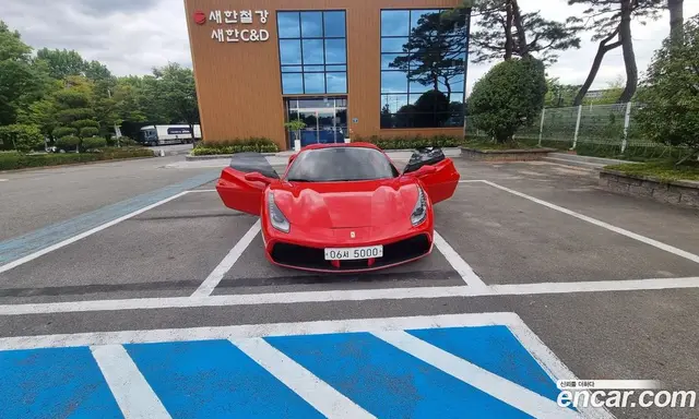 Ferrari 488, 2018, 49 200 км