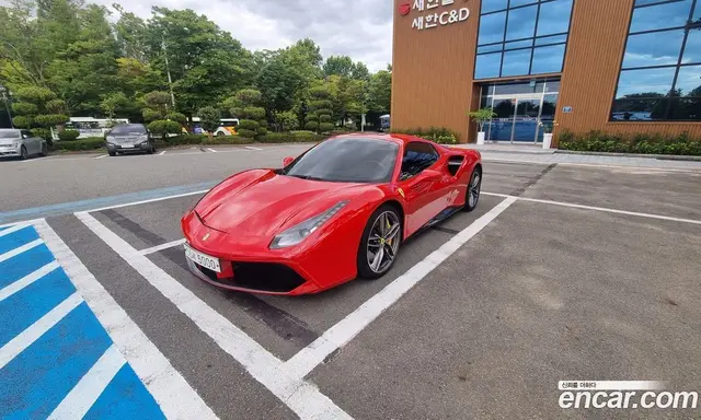 Ferrari 488 2018 3.9 автомат (гидро), миниатюра 2