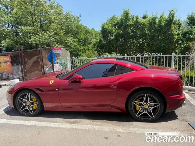 Ferrari California 2015 4.3 автомат (гидро), миниатюра 5 Ferrari California 2015 4.3 автомат (гидро), миниатюра 5