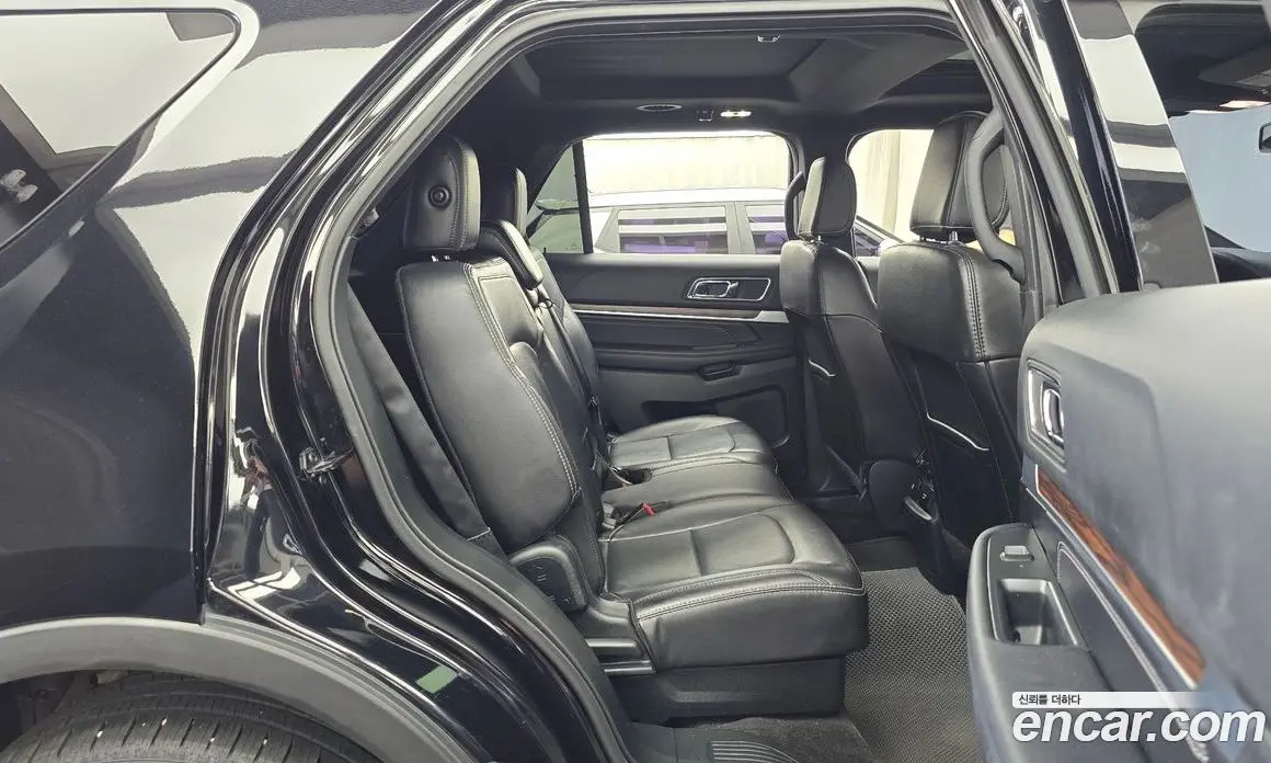 Ford Explorer 2018 2.3 автомат (гидро), фото 12