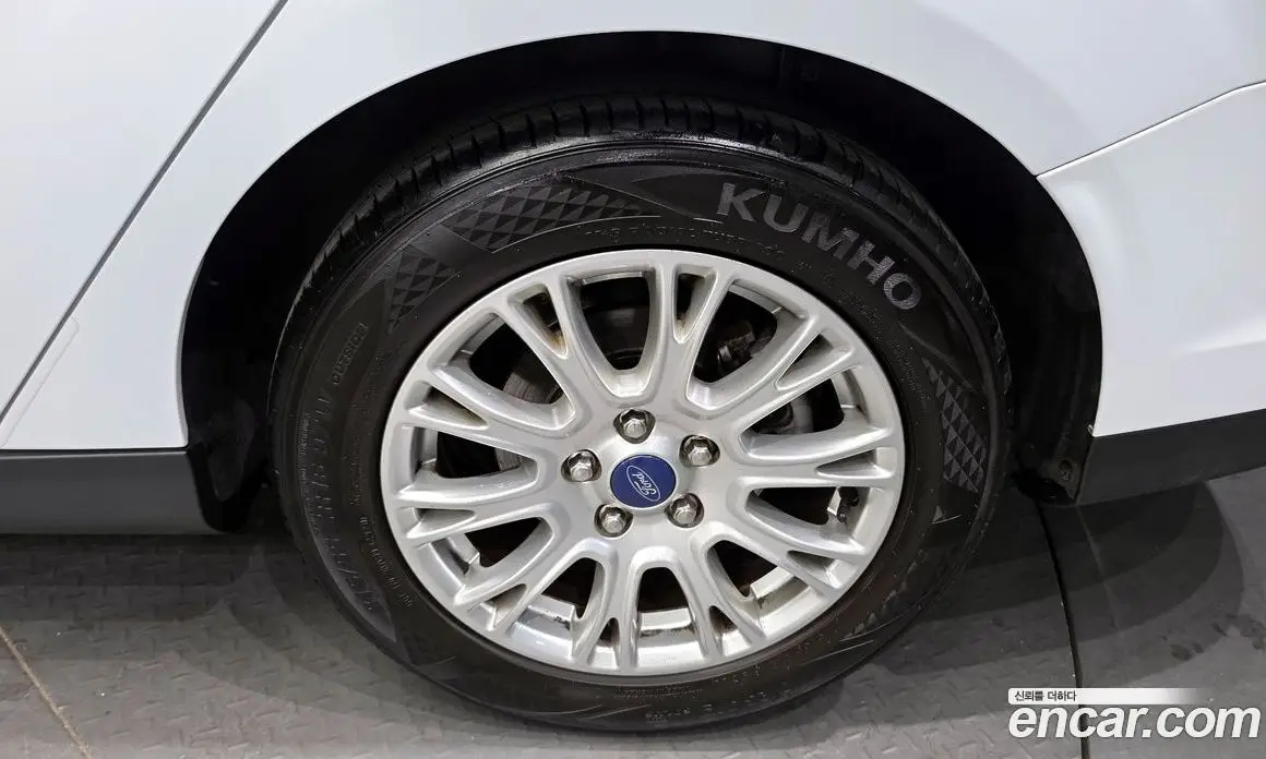 Ford Focus 2015 2.0 автомат (гидро), фото 5 Ford Focus 2015 2.0 автомат (гидро), фото 5