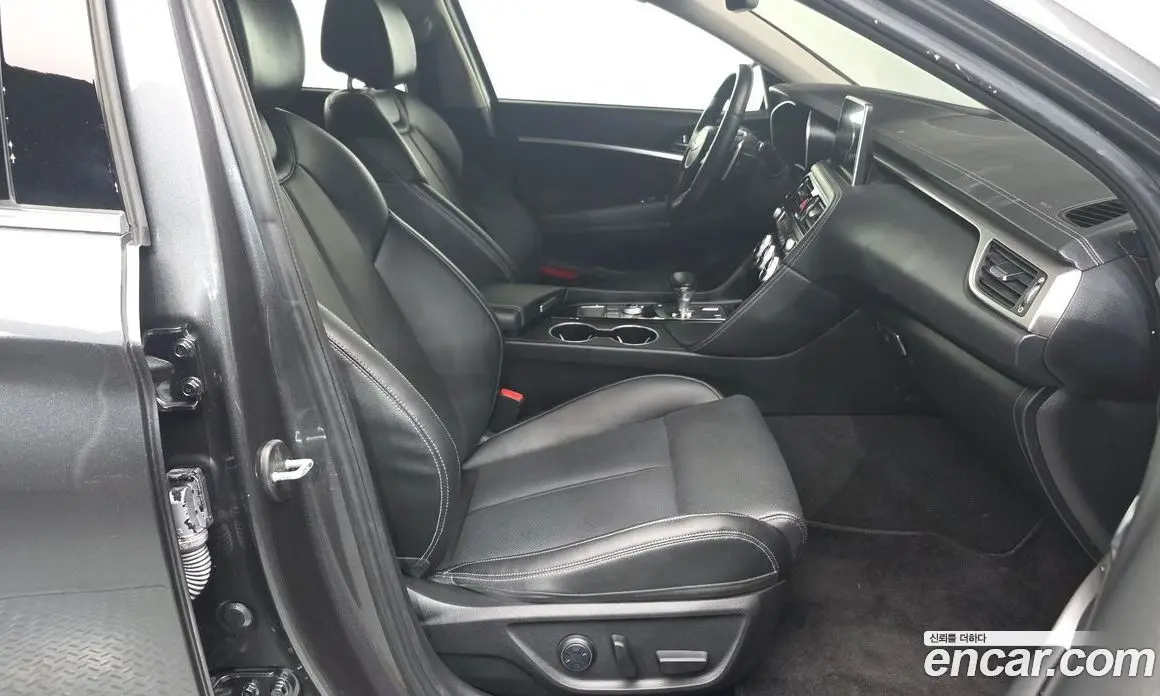 Genesis G70 2017 2.0 автомат (гидро), фото 11