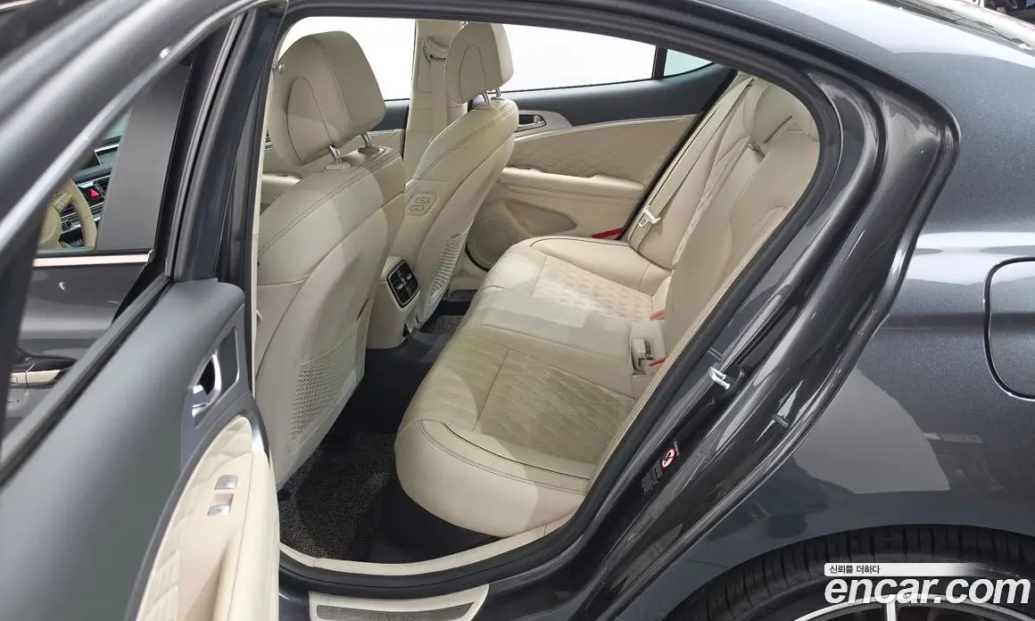 Genesis G70 2018 2.0 автомат (гидро), фото 11