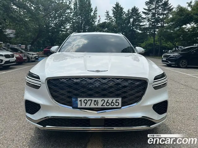 Genesis GV70, 2024, 8 089 км