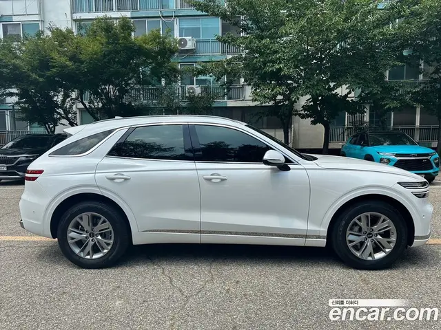 Genesis GV70 2024 2.5 автомат (гидро), миниатюра 2