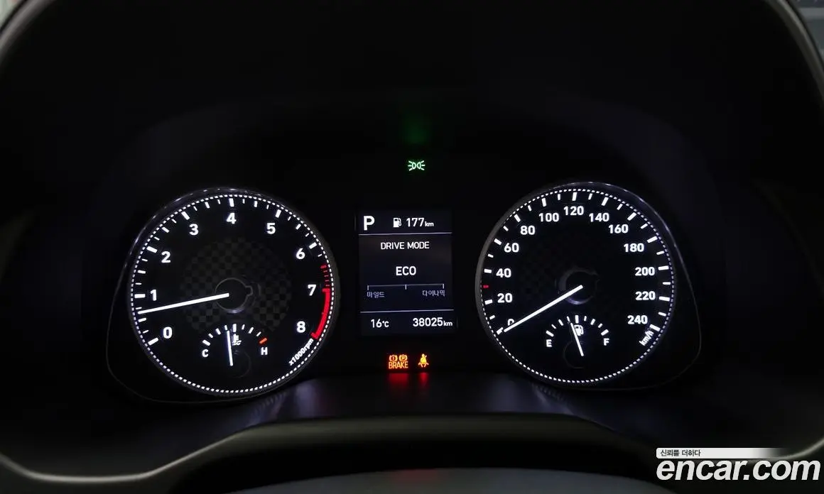 Hyundai Avante 2019 1.6 автомат (гидро), фото 8