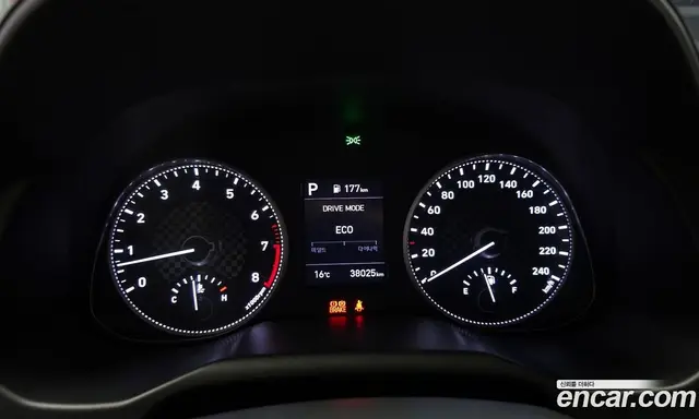 Hyundai Avante 2019 1.6 автомат (гидро), миниатюра 8