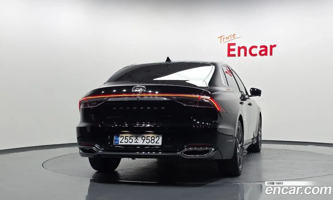 Hyundai Grandeur 2022 2.5 автомат (гидро), фото 4