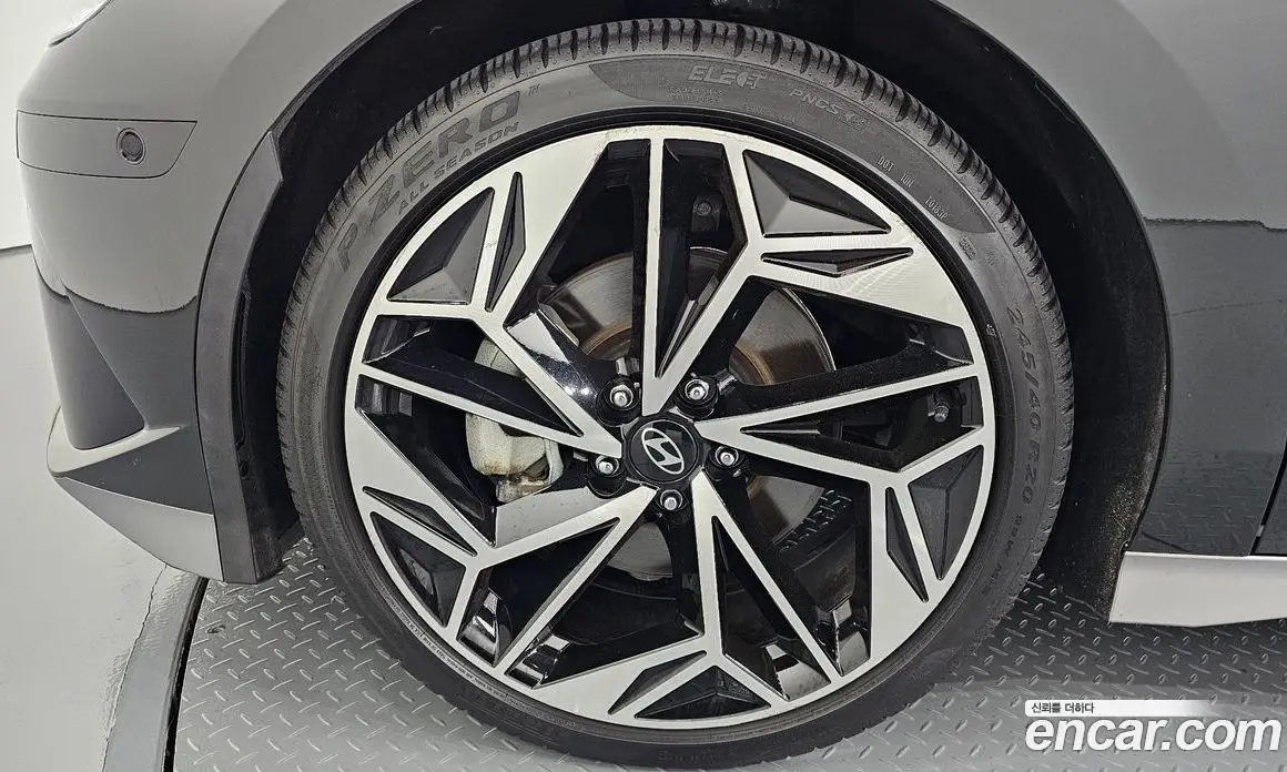 Hyundai Ioniq 6 2022 0.1 автомат (гидро), фото 5