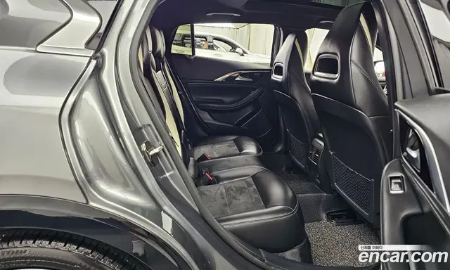 Infiniti Q30 2017 2.0 автомат (гидро), миниатюра 12