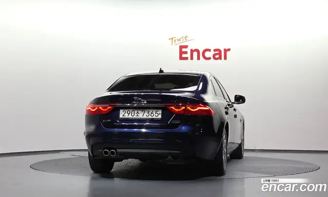 Jaguar XF 2017 2.0 автомат (гидро), миниатюра 4 Jaguar XF 2017 2.0 автомат (гидро), миниатюра 4