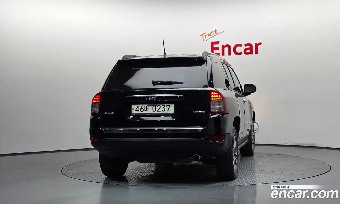 Jeep Compass 2016 2.4 автомат (гидро), фото 4
