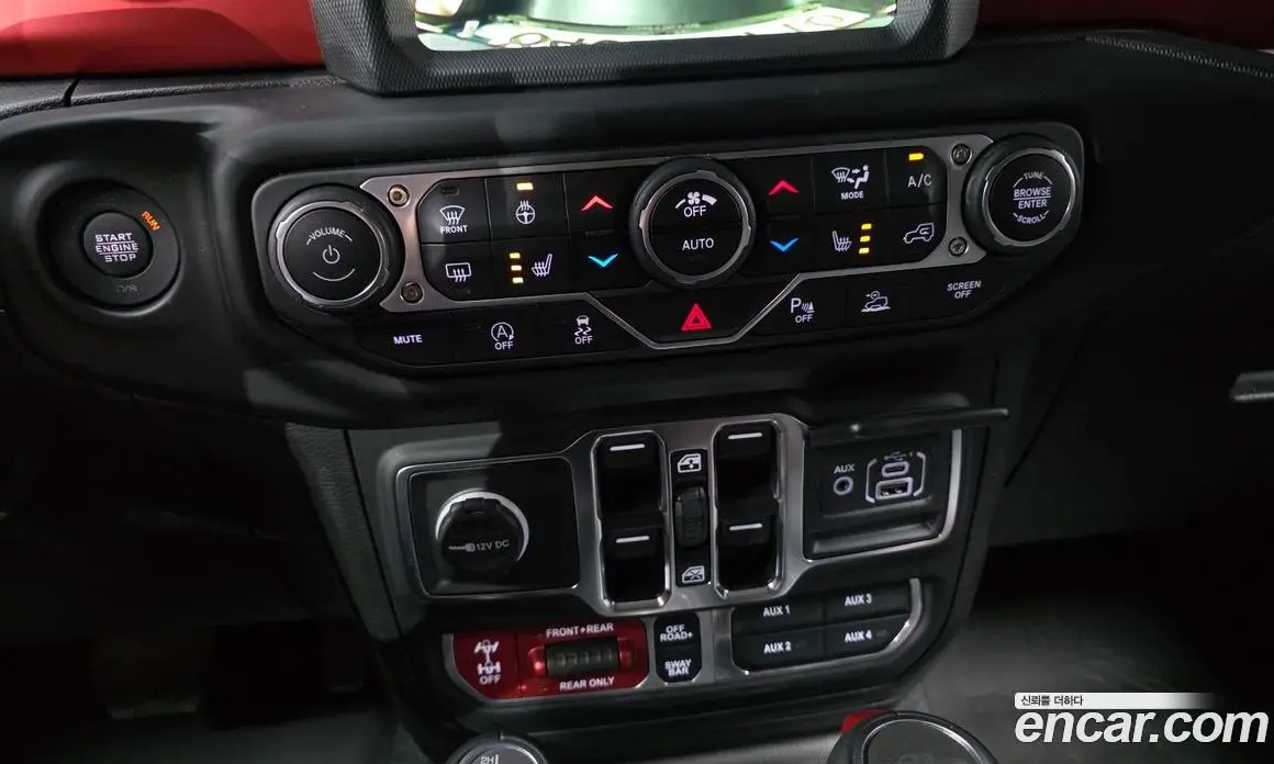 Jeep Gladiator 2023 3.6 автомат (гидро), фото 17