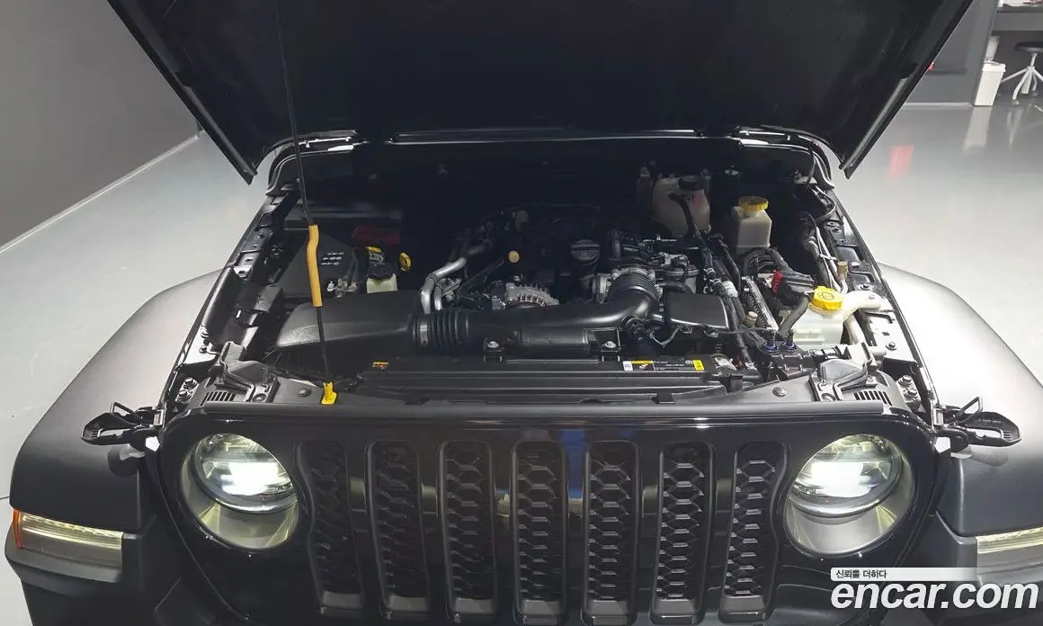 Jeep Gladiator 2023 3.6 автомат (гидро), фото 6