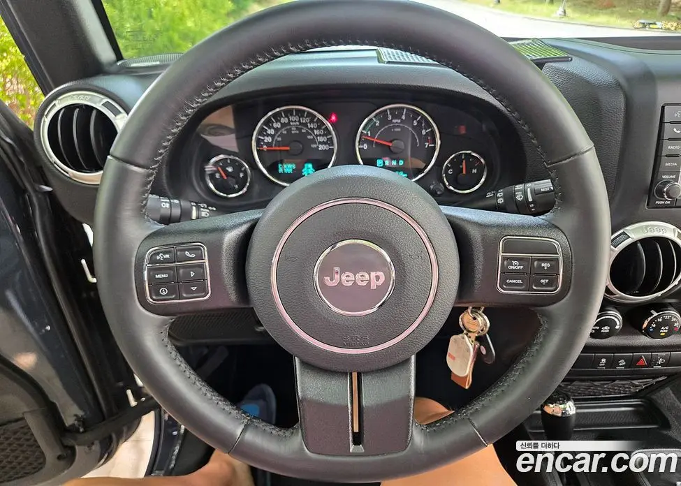 Jeep Wrangler 2017 3.6 автомат (гидро), фото 15