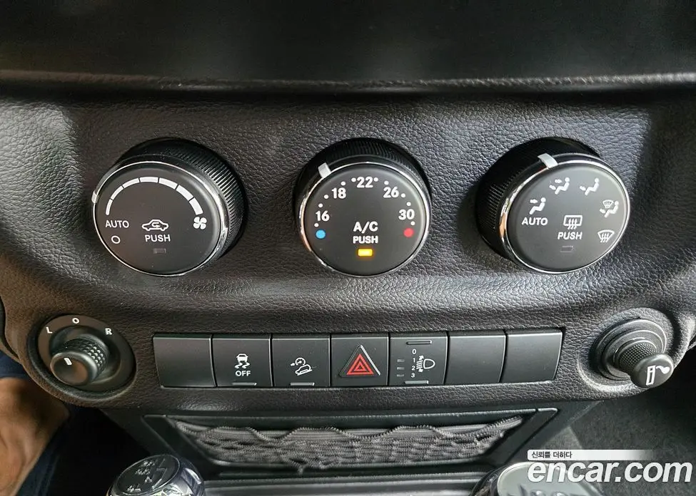 Jeep Wrangler 2017 3.6 автомат (гидро), фото 17
