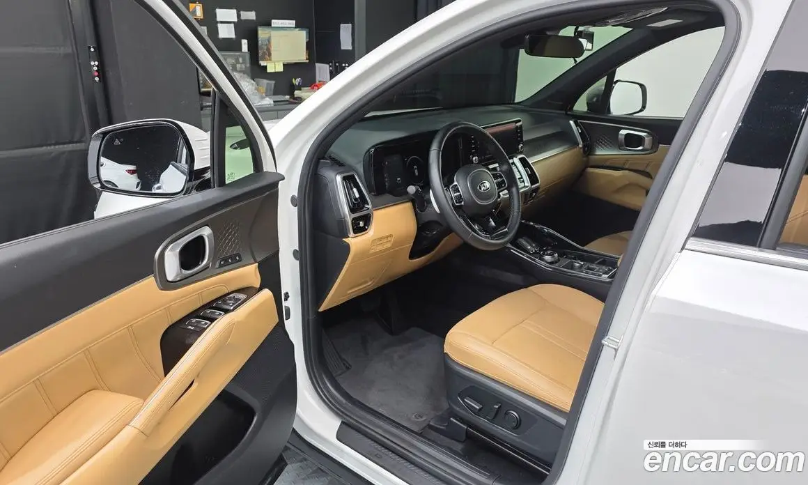 Kia Sorento 2021 1.6 автомат (гидро), фото 10 Kia Sorento 2021 1.6 автомат (гидро), фото 10