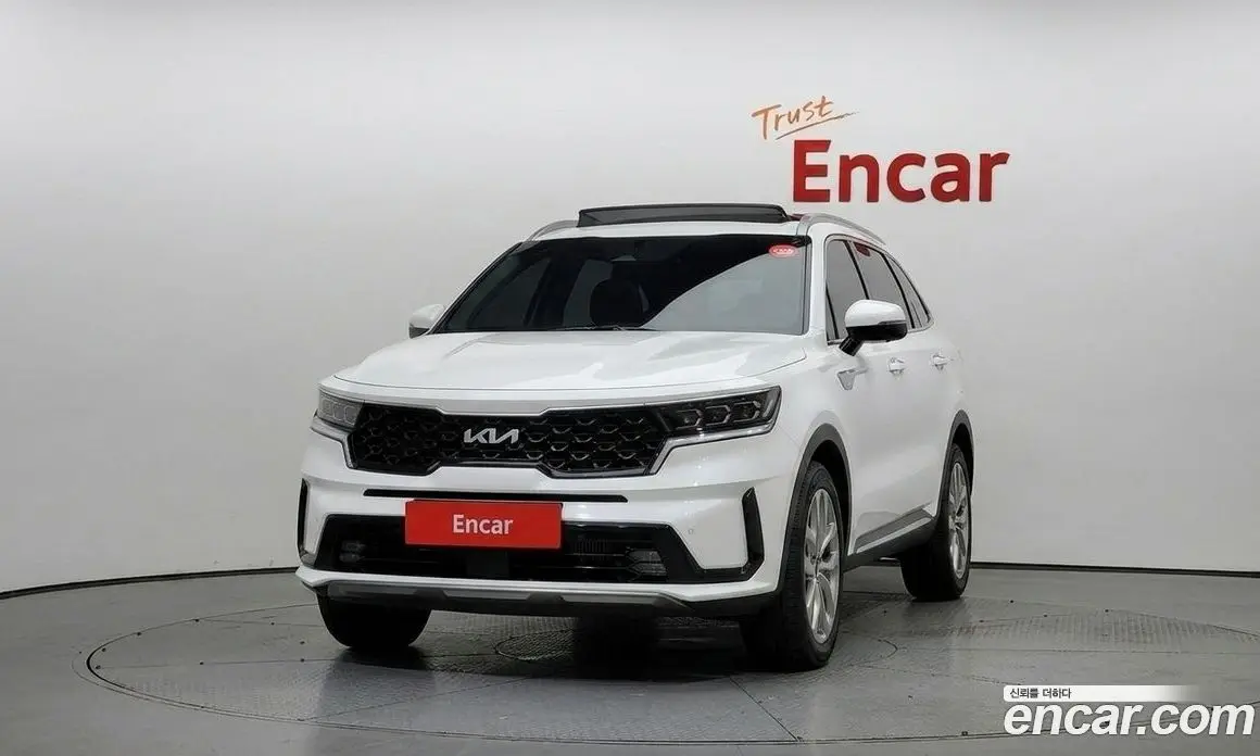 Kia Sorento 2023 2.5 автомат (гидро), фото 3 Kia Sorento 2023 2.5 автомат (гидро), фото 3