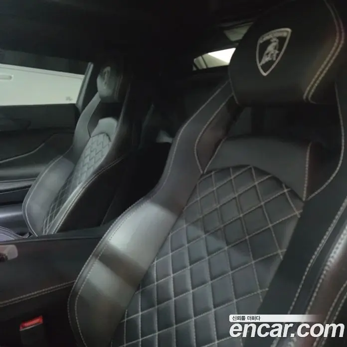 Lamborghini Aventador 2019 6.5 автомат (гидро), фото 6 Lamborghini Aventador 2019 6.5 автомат (гидро), фото 6