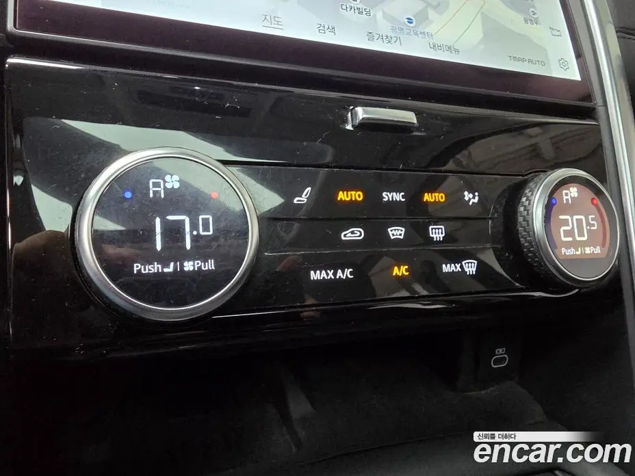Land Rover Discovery 2022 3.0 автомат (гидро), фото 13