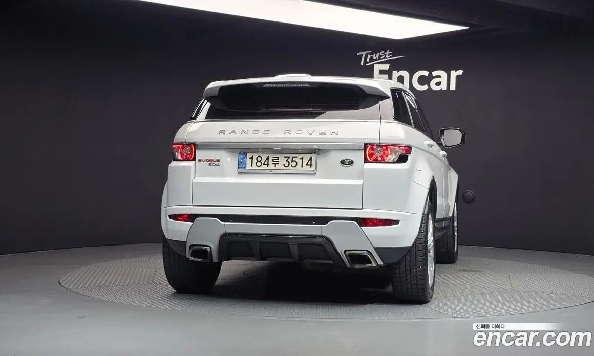 Land Rover Range Rover Evoque 2012 2.2 автомат (гидро), фото 4