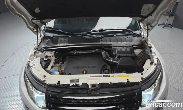 Land Rover Range Rover Evoque 2012 2.2 автомат (гидро), миниатюра 6