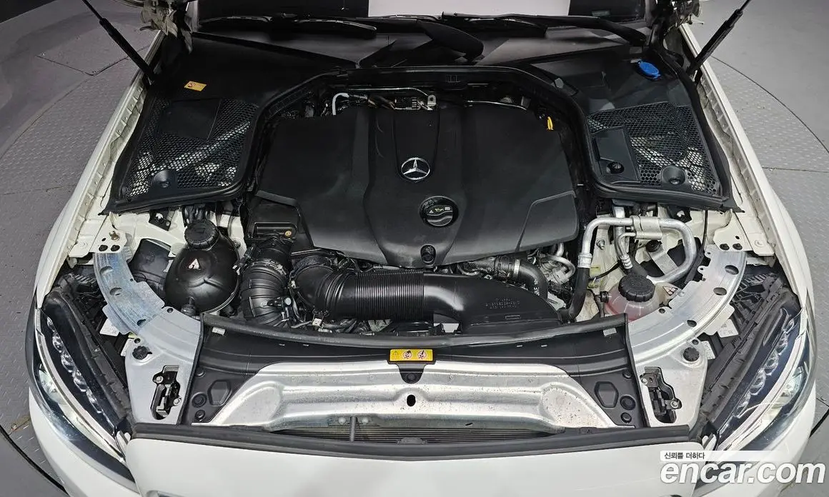 Mercedes-Benz C-Class 2015 2.1 автомат (гидро), фото 6 Mercedes-Benz C-Class 2015 2.1 автомат (гидро), фото 6