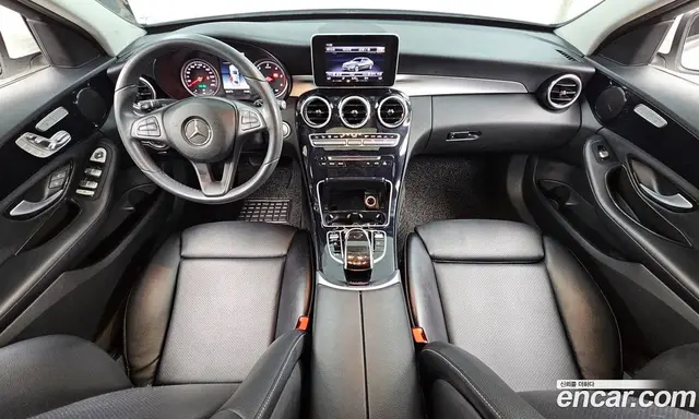 Mercedes-Benz C-Class 2018 1.6 автомат (гидро), миниатюра 7